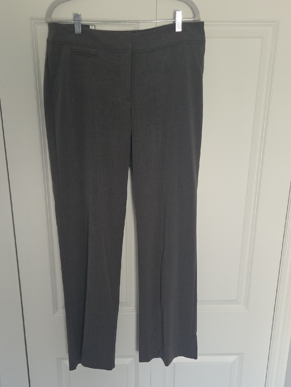 NWT. Size 12 Apt. 9 Women's Gray Straight-Leg Dress Pants